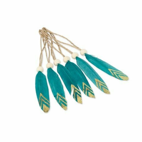 PLUME ETHNIQUE BLEU CANARD ET PAILLETTES OR 10CM + FICELLE + PERLE (x6)
