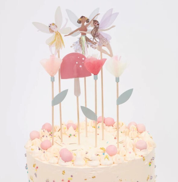 CAKE TOPPER FEE 25CM (x7)