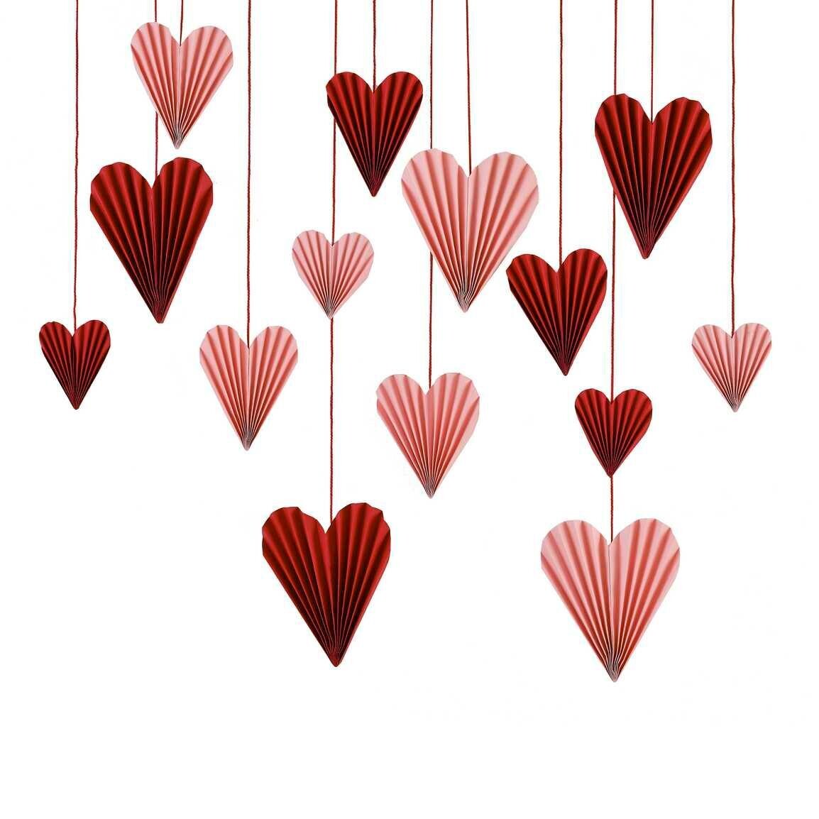 COEUR EVENTAIL ROUGE ET ROSE A SUSPENDRE 10 A 18CM (x16)