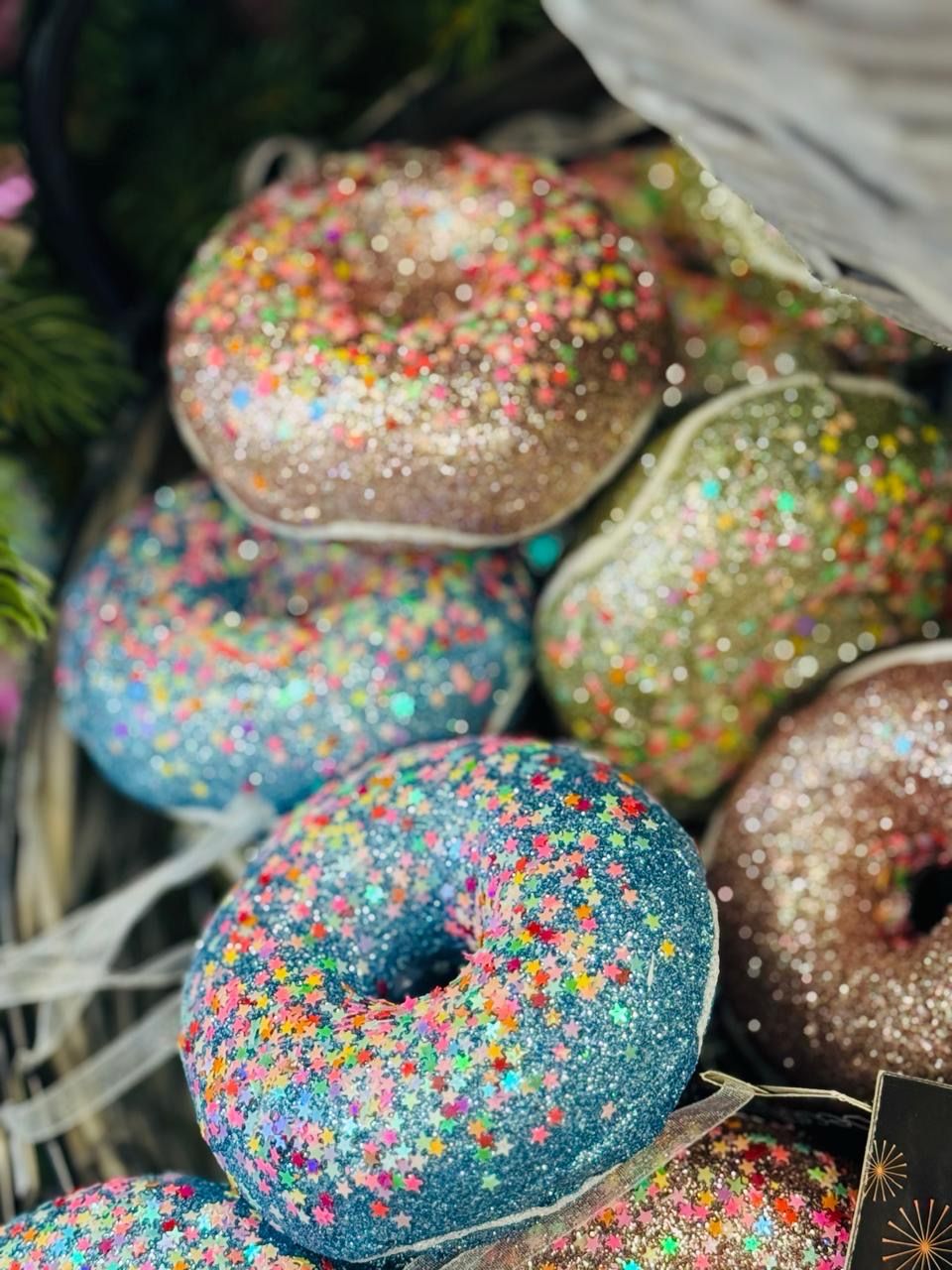 DONUT MOUSSE 9 CM 3 coloris assortis DONUT MOUSSE 9 CM 3 coloris assortis