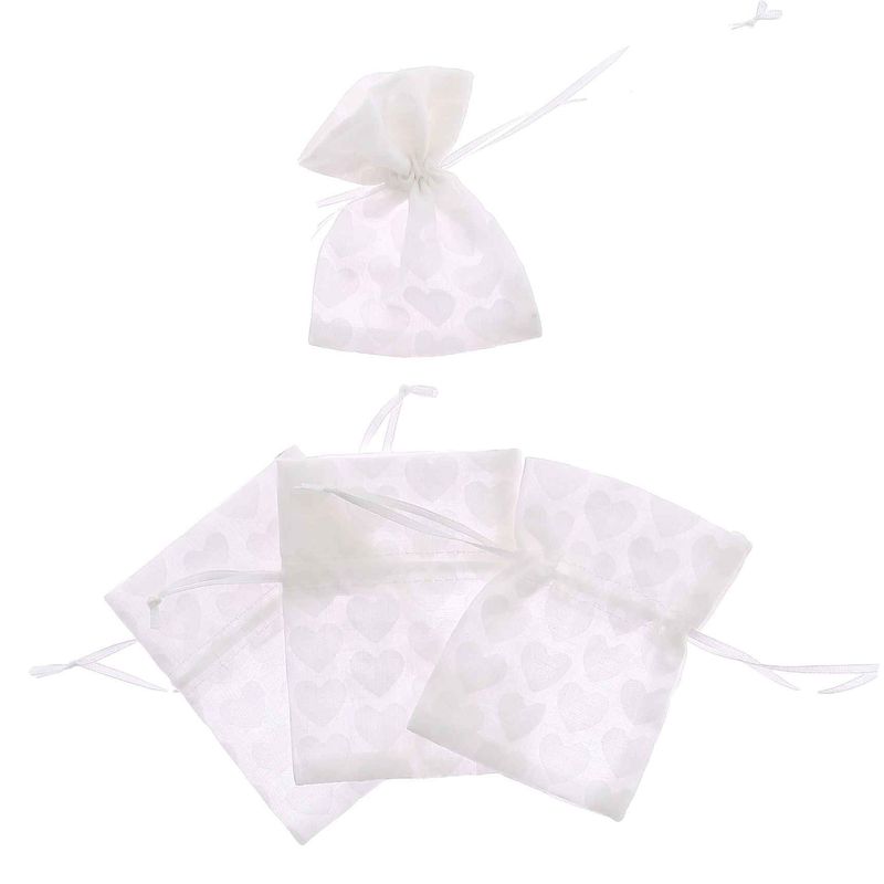 POCHONS AVEC MOTIFS COEURS TISSU BLANC 8X10CM (4)