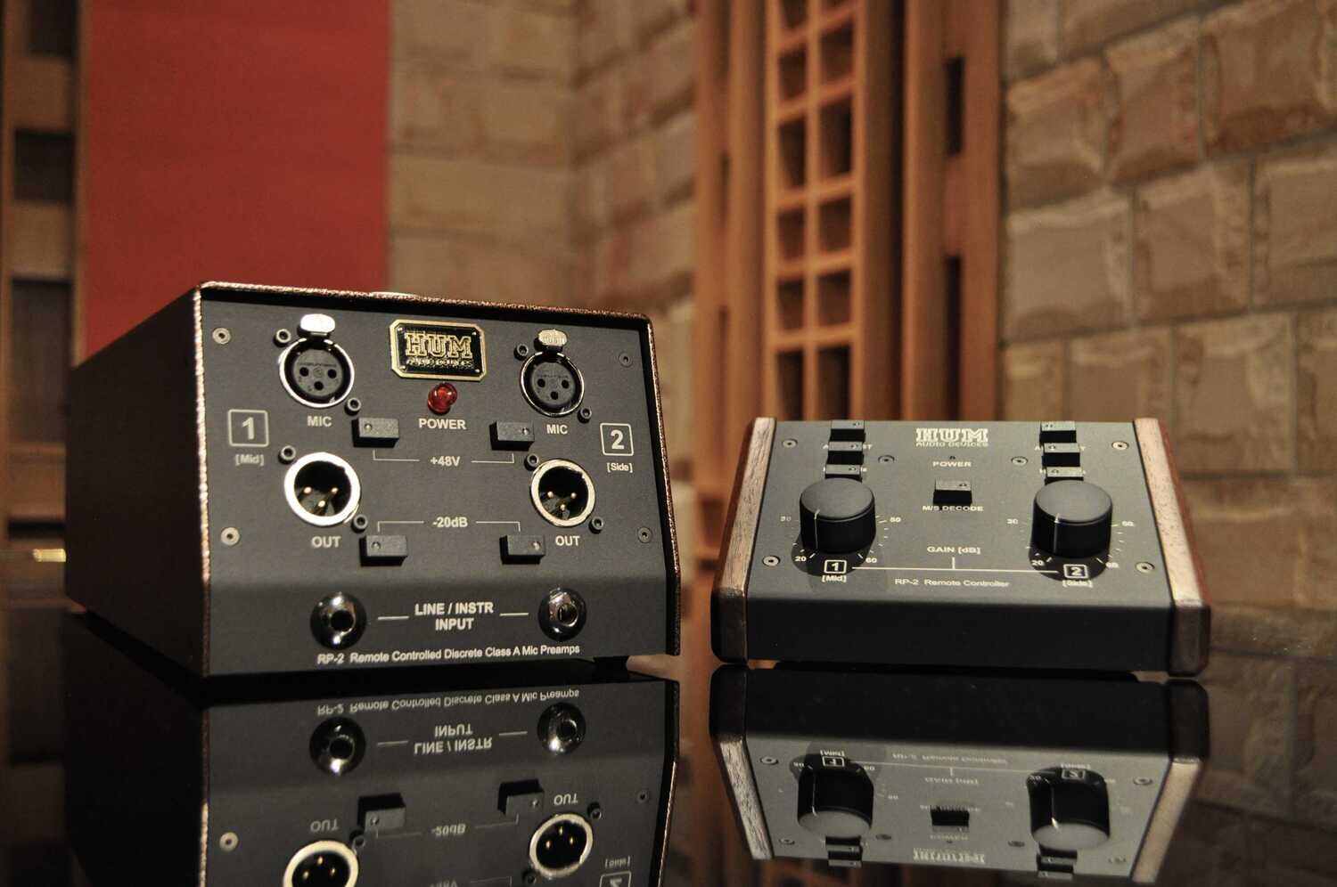 HUM AUDIO DEVICES RP-2 Préampli micro stéréo avec télécommande.