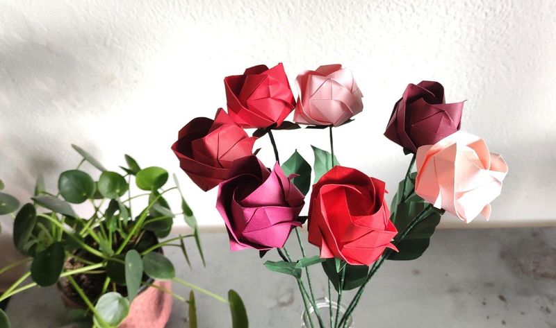 Rose en origami de couleur