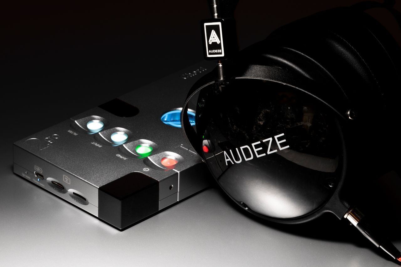 AUDEZE LCD-2-CLASSIC fermé AUDEZE LCD-2-CLASSIC fermé