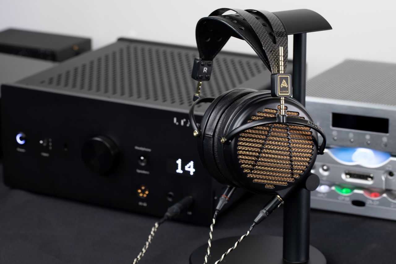 AUDEZE LCD-4Z PREMIUM AUDEZE LCD-4Z PREMIUM