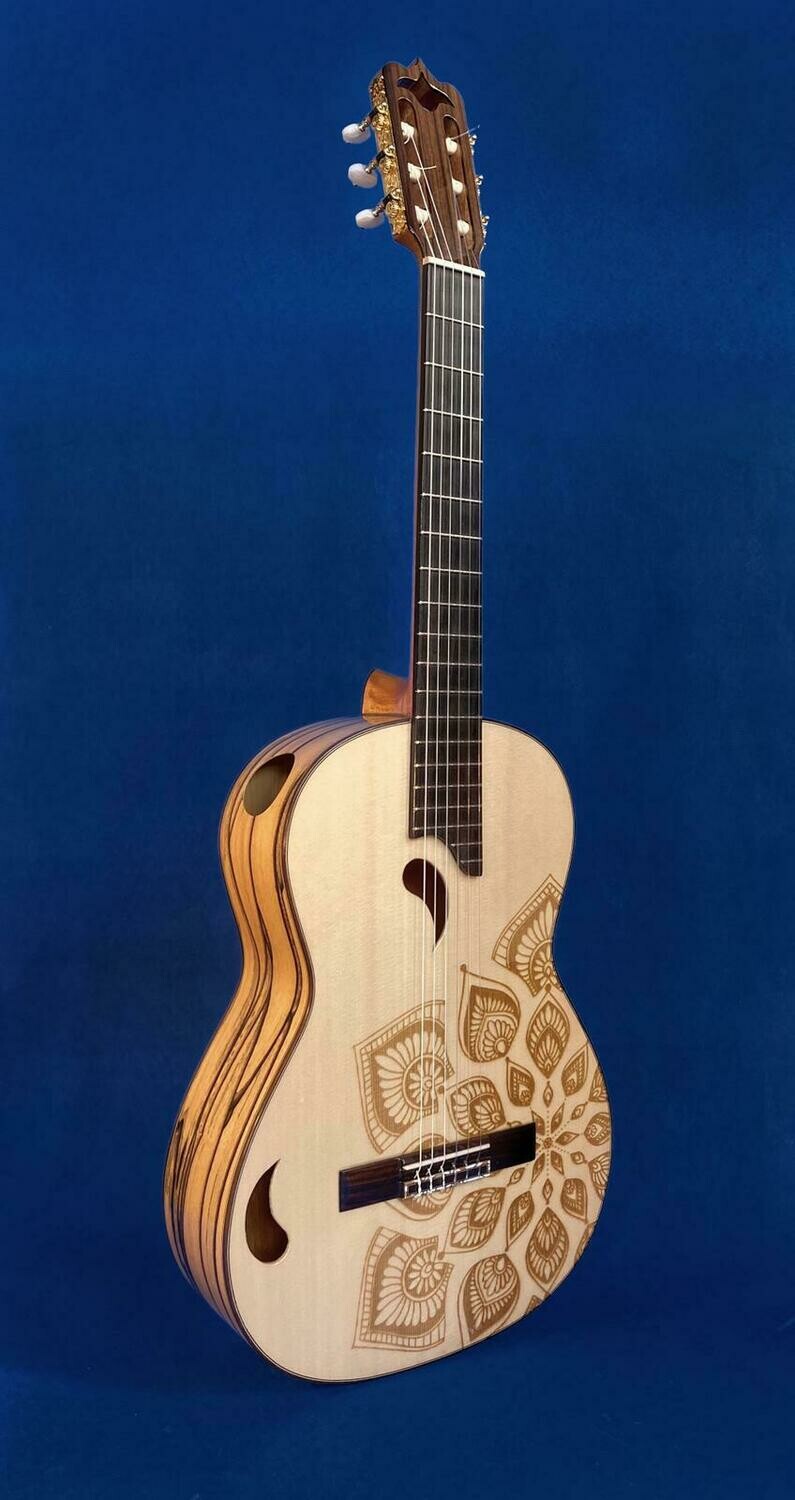 Guitarra artesana hecha  a mano, Los de loto