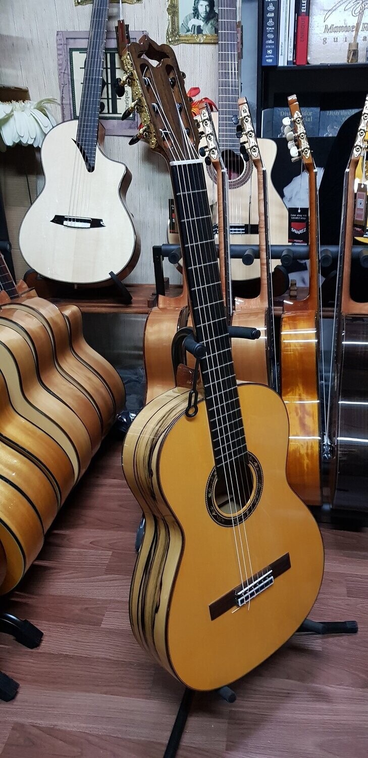 Guitarra electroclasica Gracia GG ÉBANO - Polirritmia