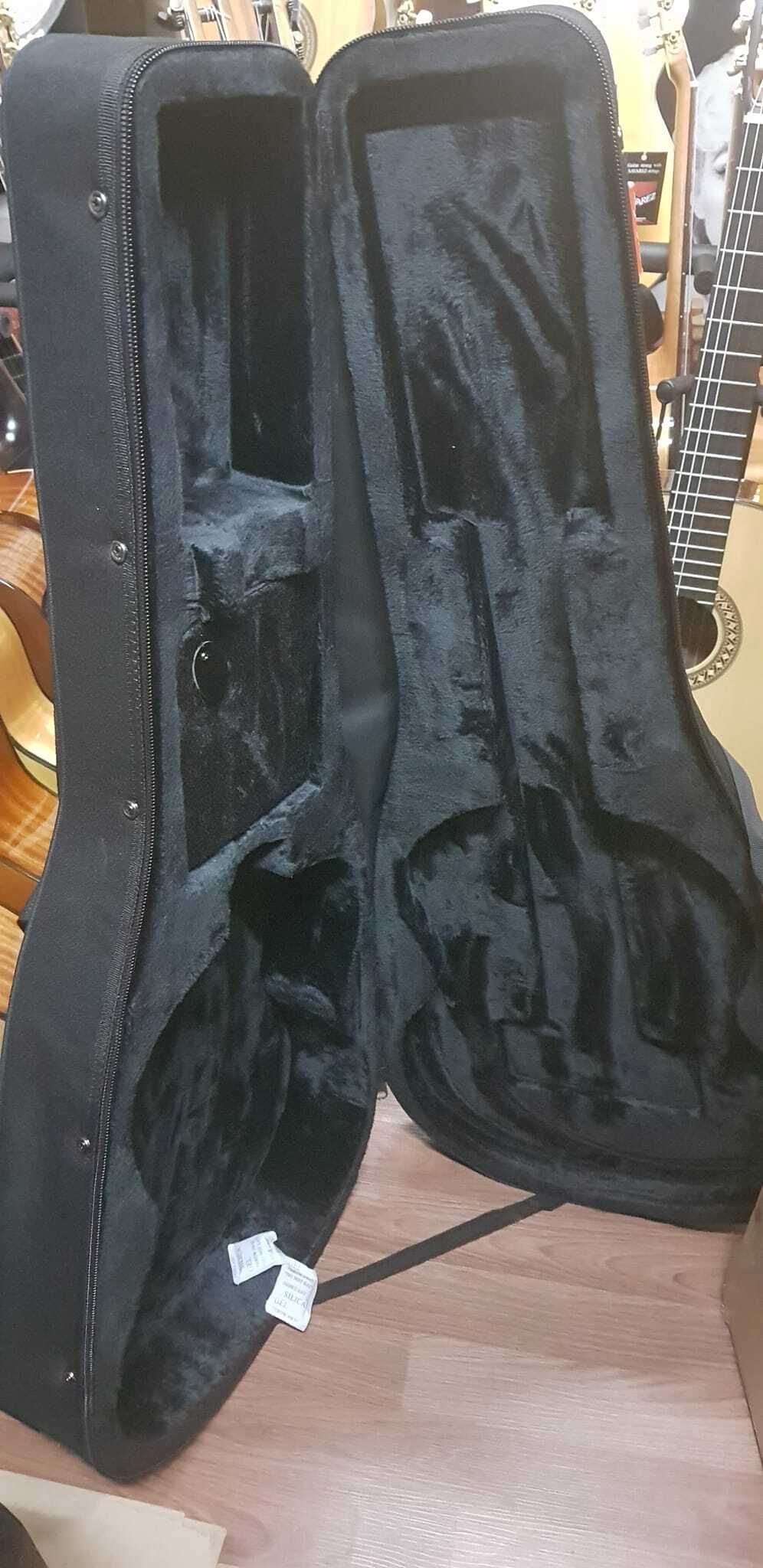 PACK GUITARRA ADMIRA MALAGA ELECTRIFICADA CUTAWAY FISHMAN CONSERVATORIO