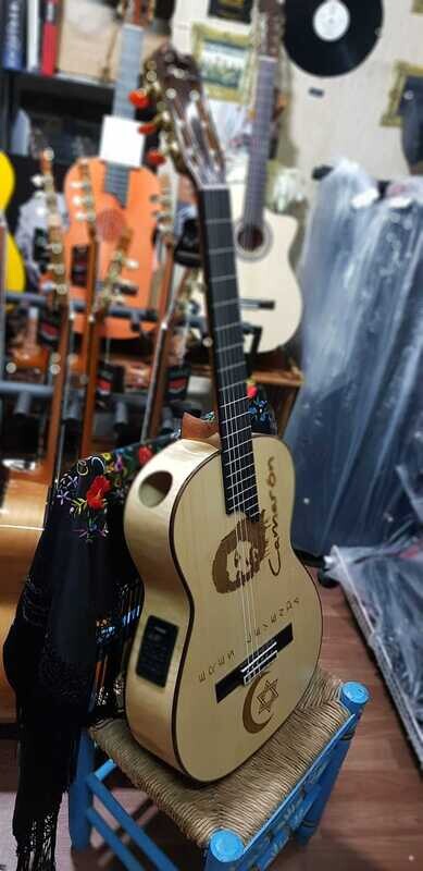 Guitarra artesana personalizada