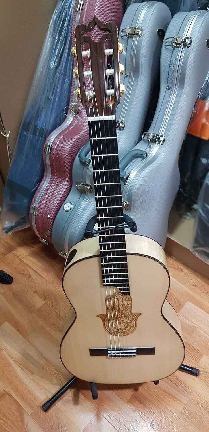 Guitarra artesana T hamsa