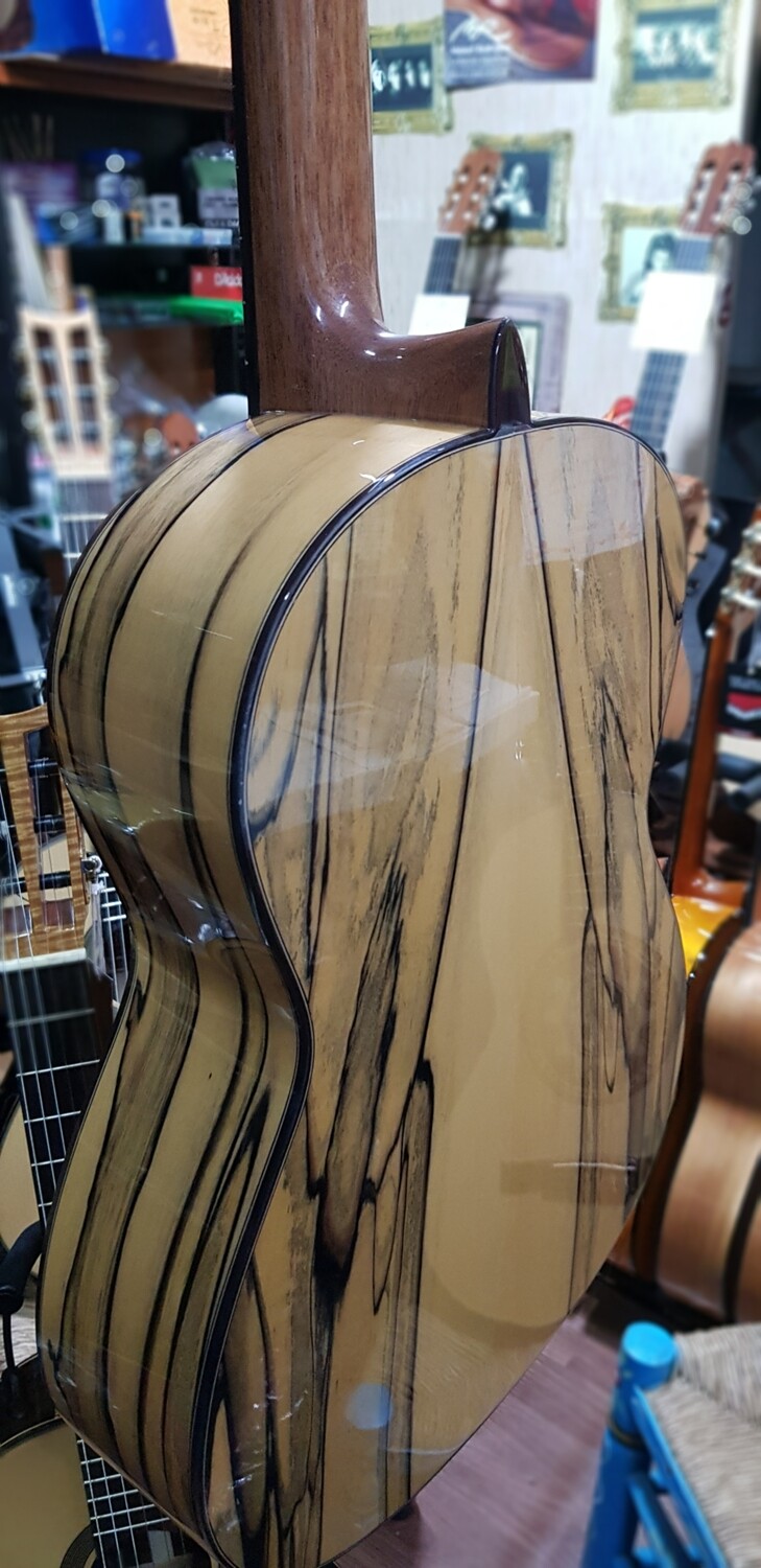 guitarra artesana exclusiva Mapa