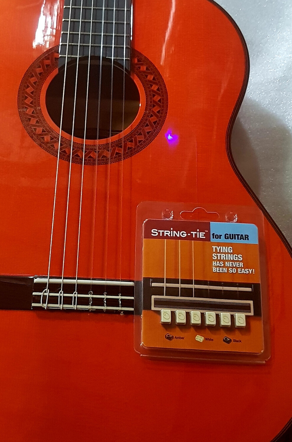 Corbatas para cuerdas de guitarra