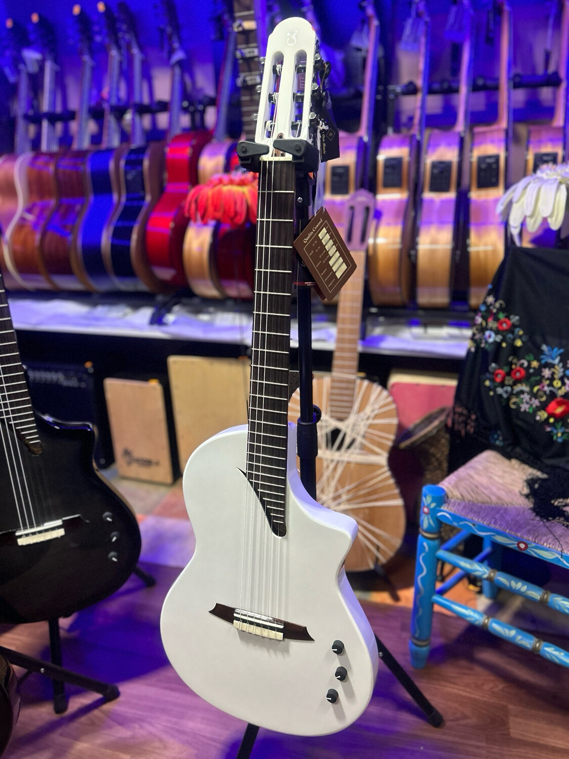 Guitarra Martinez Hispania blanca