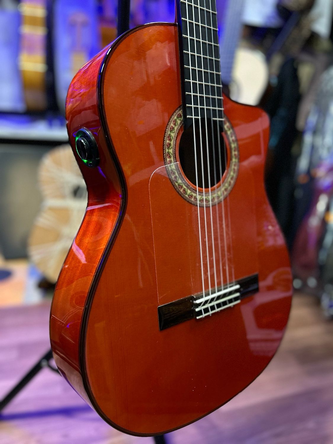 Guitarra flamenca Antonio de Toledo F17cuteway br Os1