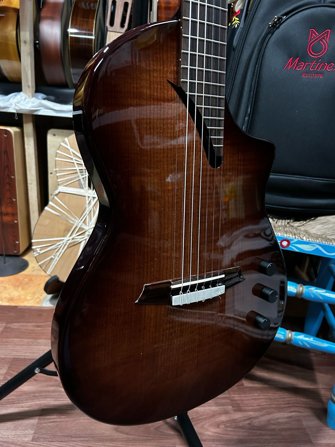 Guitarra Martinez Hispania Coñac