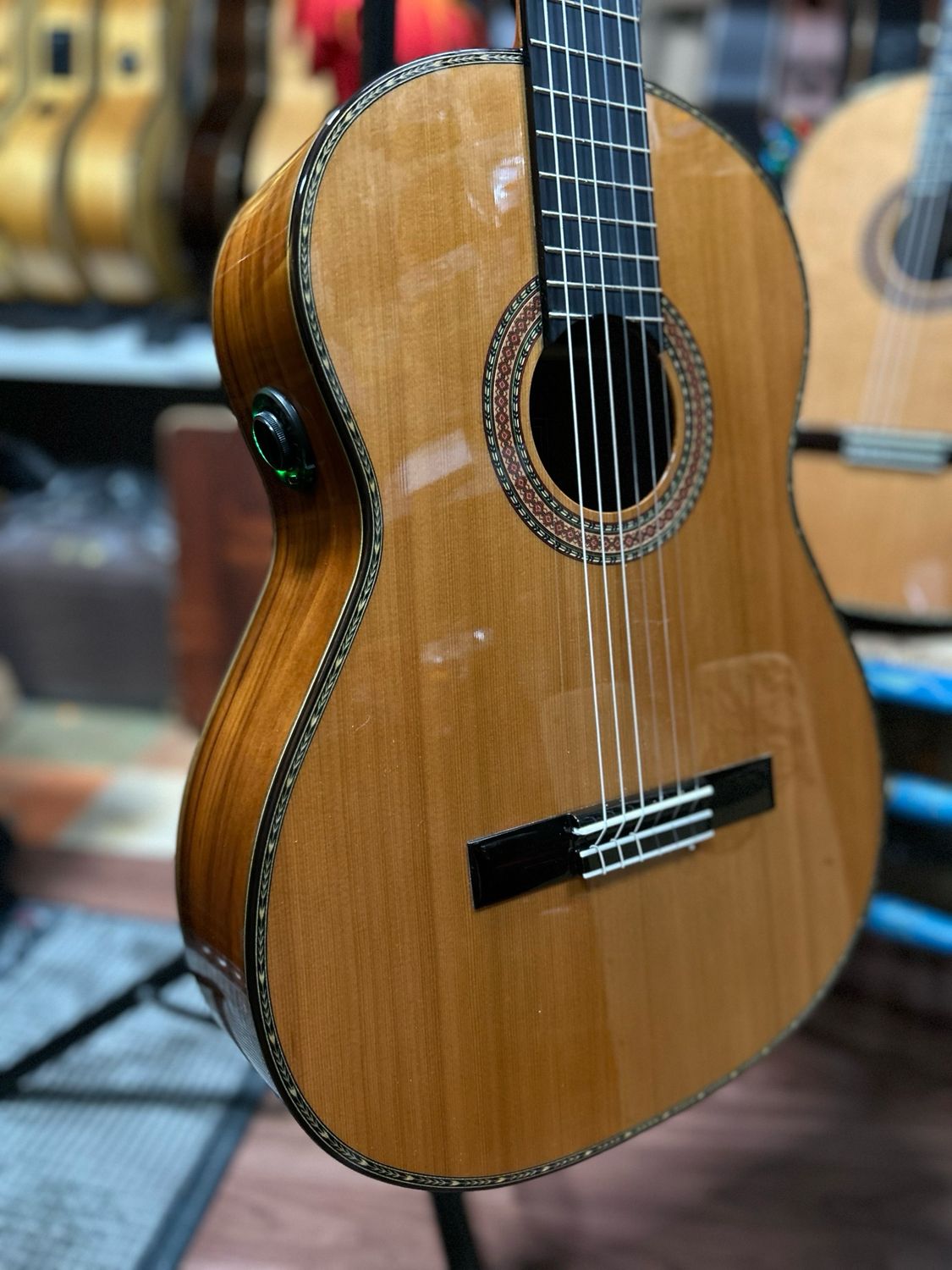 Guitarra Antonio de Toledo AA18C os1 Guitarra Antonio de Toledo AA18C os1