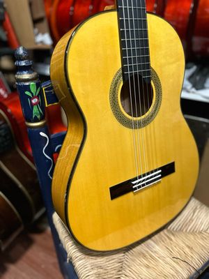 Pack guitarra flamenca Admira Bulería
