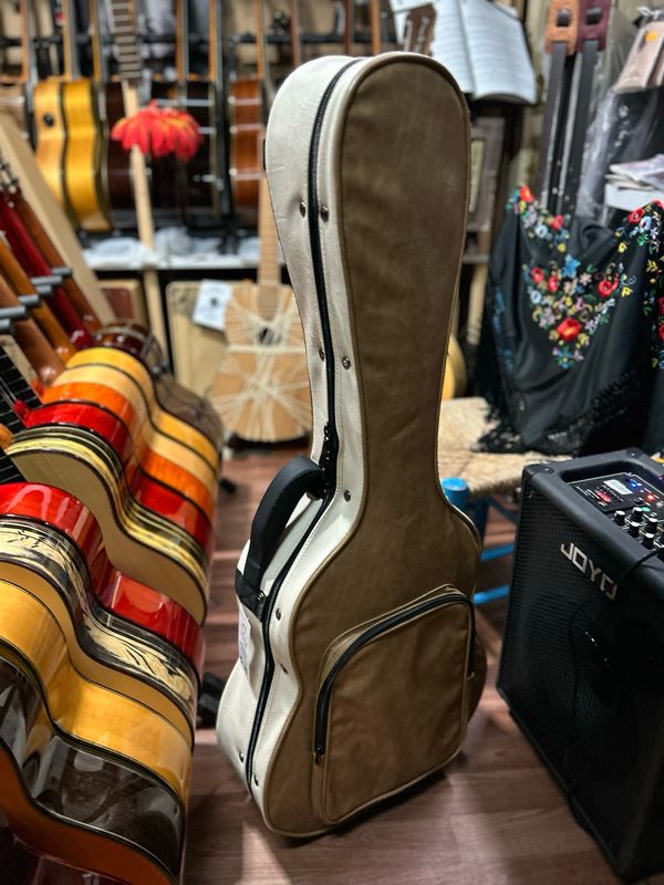 Estuche clásica flamenca de polipiel
