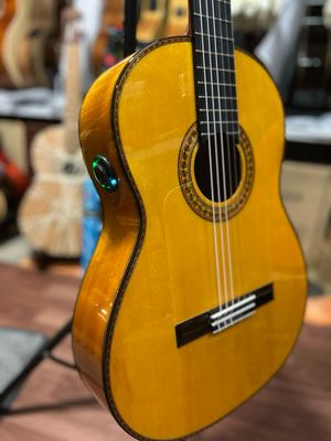 guitarra flamenca Antonio de Toledo f17 os1 ciprés ámbar
