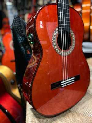 funda y guitarra Antonio de Toledo tomatito os1 roja funda y guitarra Antonio de Toledo tomatito os1 roja
