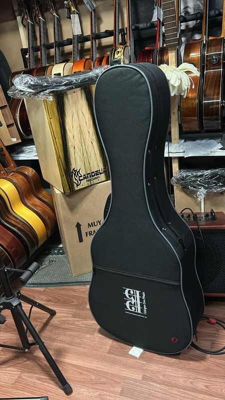 Estuche para guitarra clásica flamenca