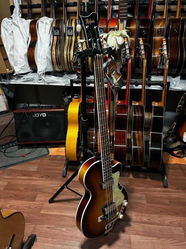 Bajo Höfner Hct-5002sb serie conteporary sombreado Bajo Höfner Hct-5002sb serie conteporary sombreado