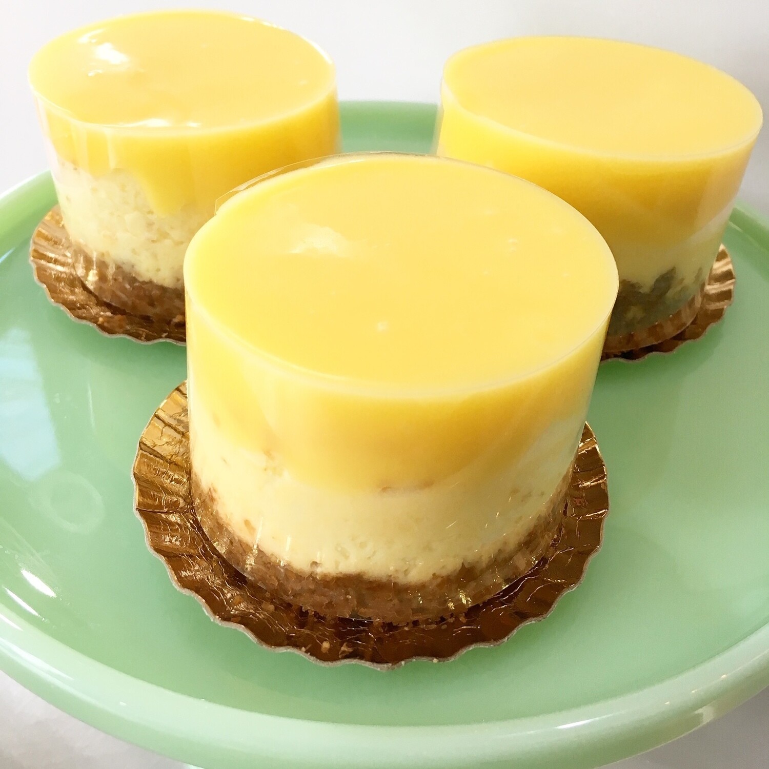 Lemon Cheesecakes | 1/2 dz