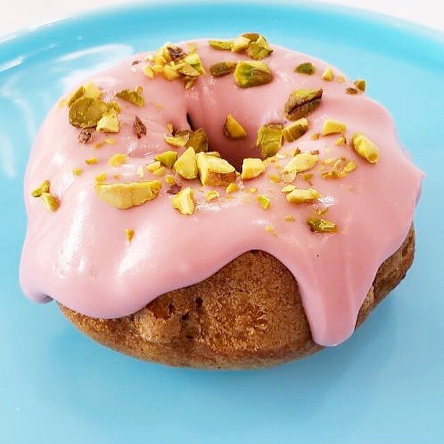 Pomegranate Pistachio Bundt (vegan)