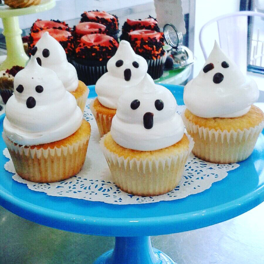 Strawberry Marshmallow Ghosts