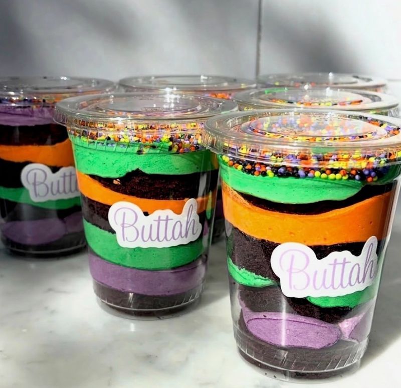 Spooky Halloween Dot Cake Cup (chocolate)