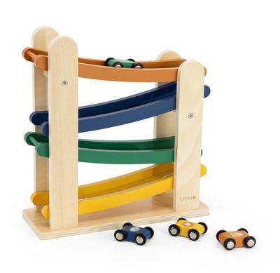 Houten racebaan met 4 auto&#39;s