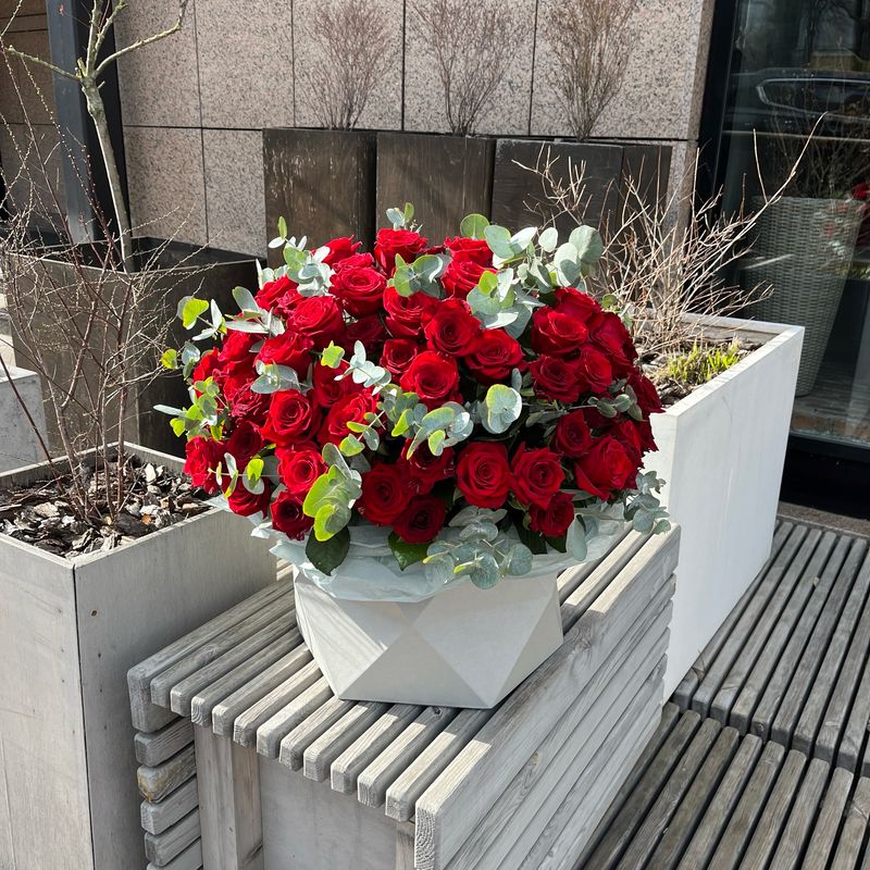 Композиция XXXL из красных роз 