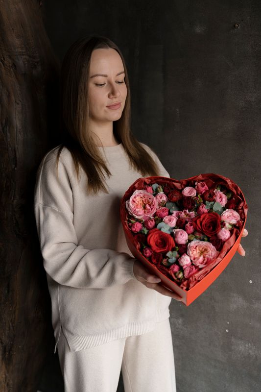 Композиция сердце из роз 987 Композиция сердце из роз 987