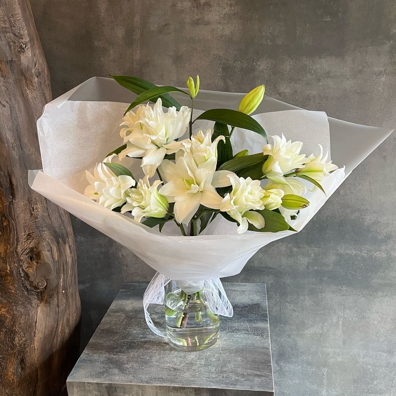 Букет из лилий