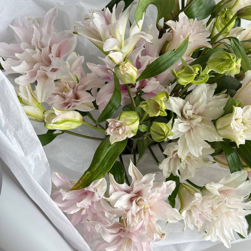 Lily Bouquet