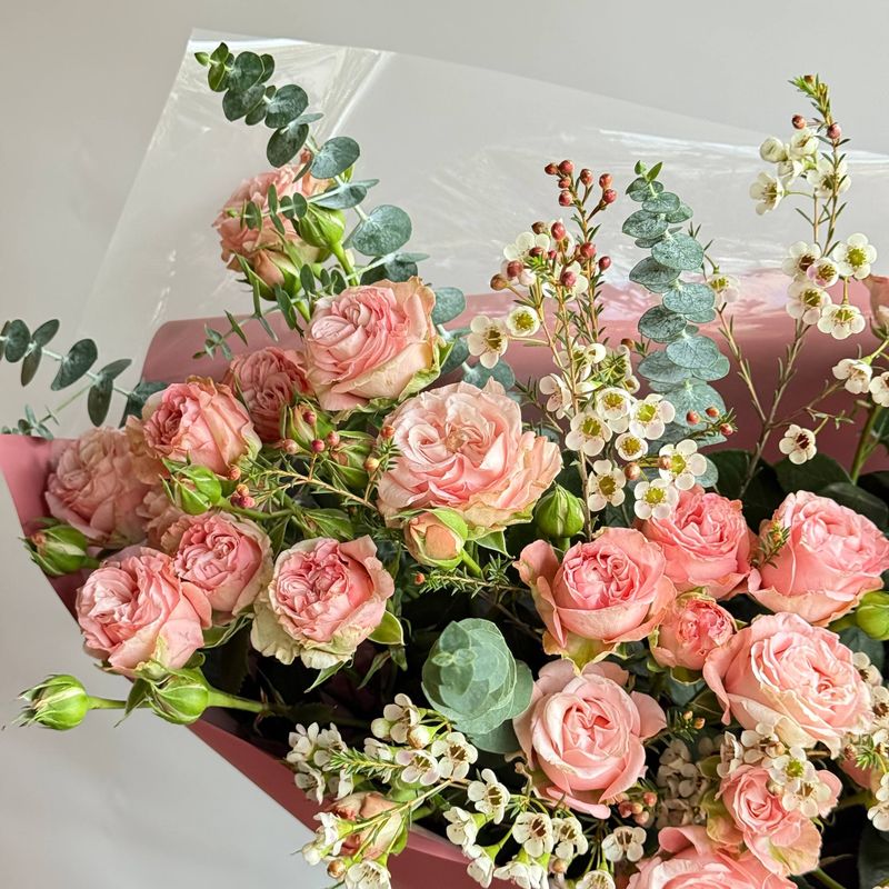 Spray Garden Rose Bouquet