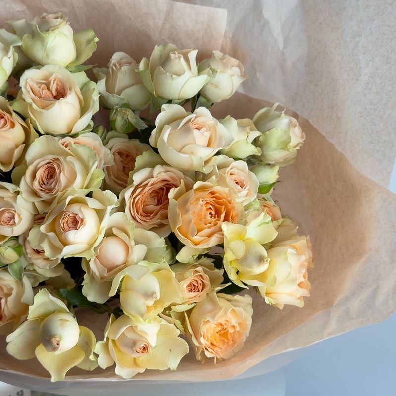 Spray Rose Bouquet (peach)