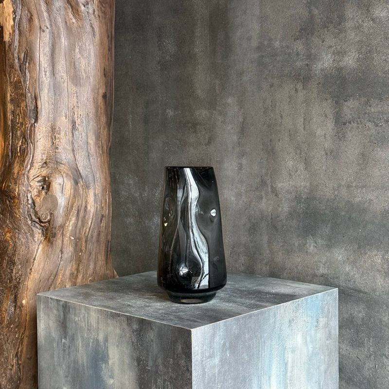 Ваза черное стекло Ваза черное стекло