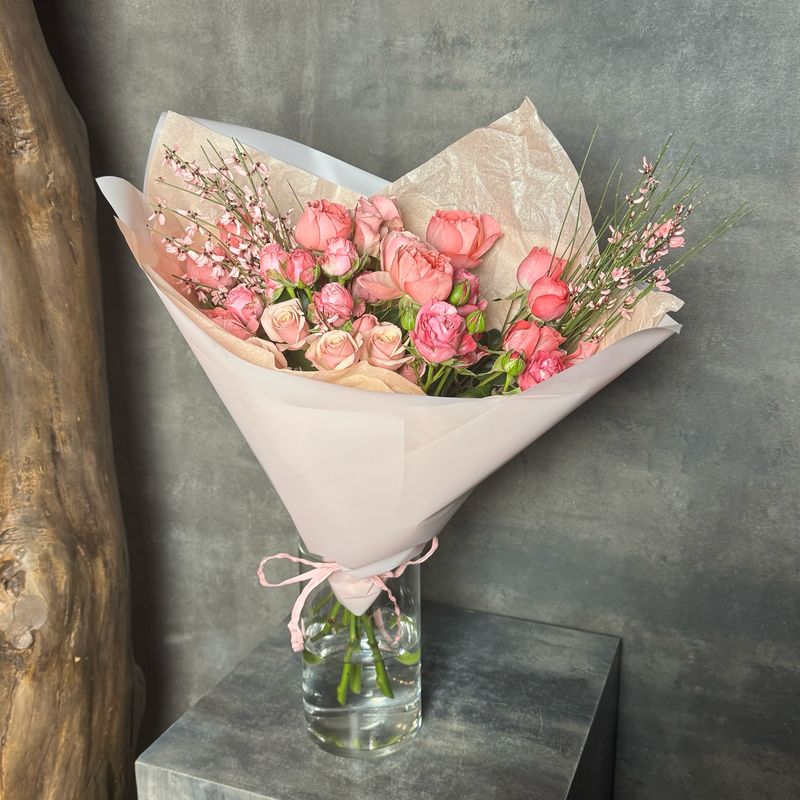 Букет с розами