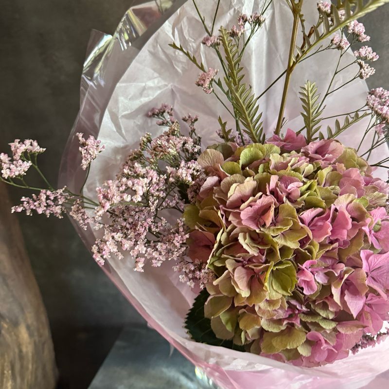 Compliment Bouquet with Hydrangea and Limonium