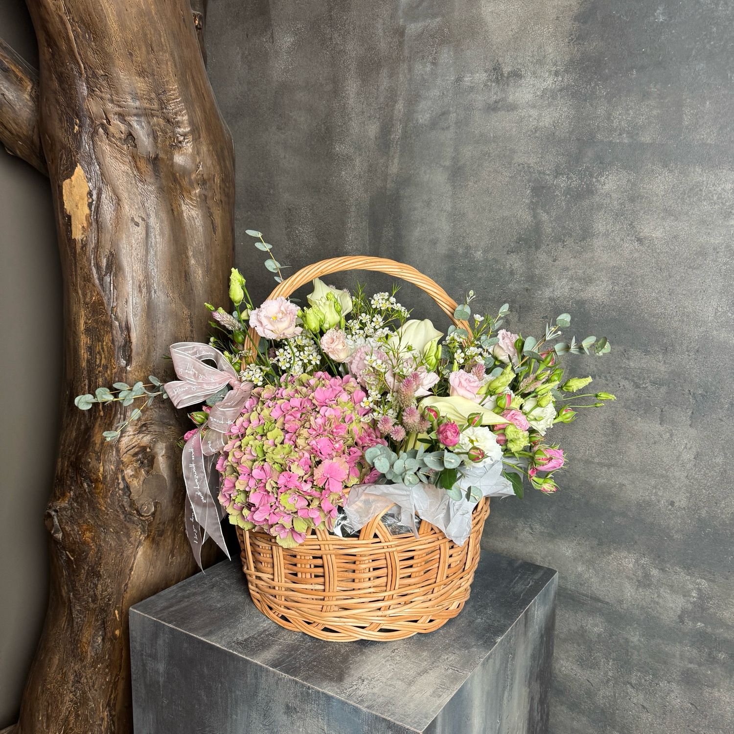 Hydrangea and Lisianthus Composition