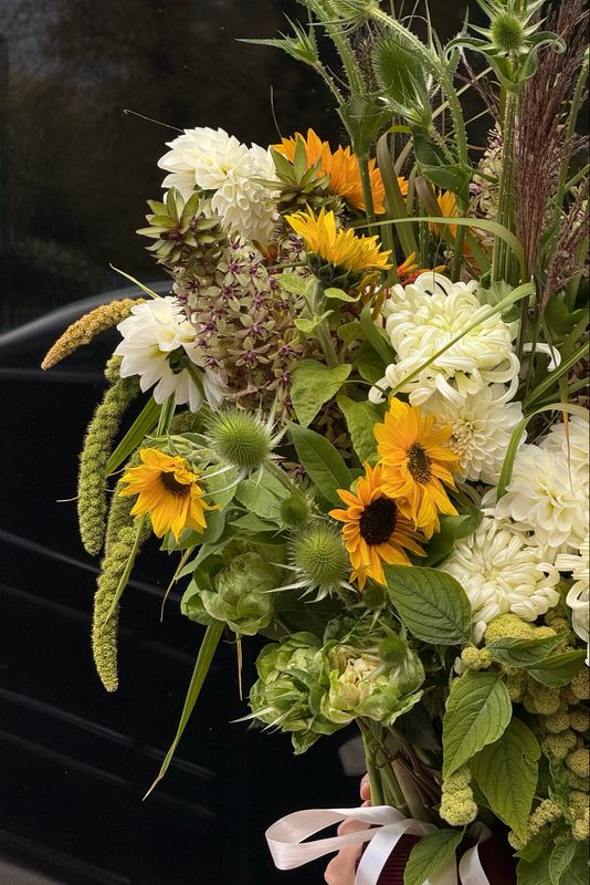 XXL Amaranth, Sunflower and Chrysanthemum Bouquet