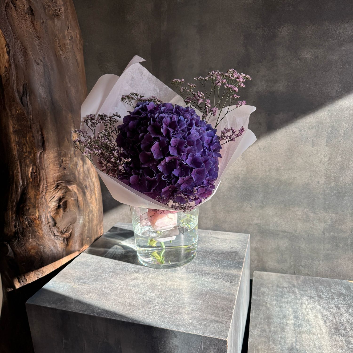 Hydrangea Compliment Bouquet