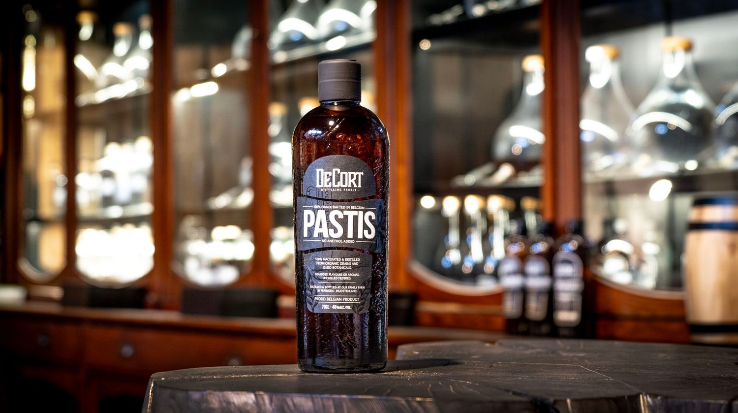 De Cort Pastis Grand Cru Bio 48% 70cl De Cort Pastis Grand Cru Bio 48% 70cl
