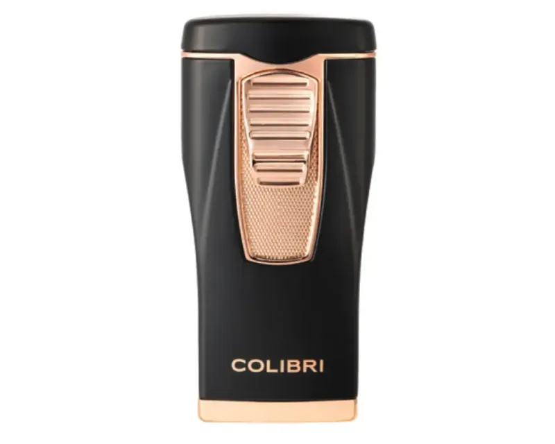 Aansteker Colibri Monaco Triple Jet Carbon Zwart/Roos Aansteker Colibri Monaco Triple Jet Carbon Zwart/Roos