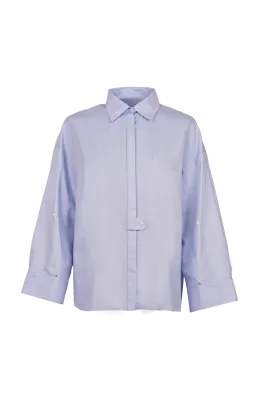 March23 lichtblauwe blouse Aura