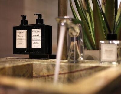 Atelier Rebul Istanbul enriching hand &amp; body lotion