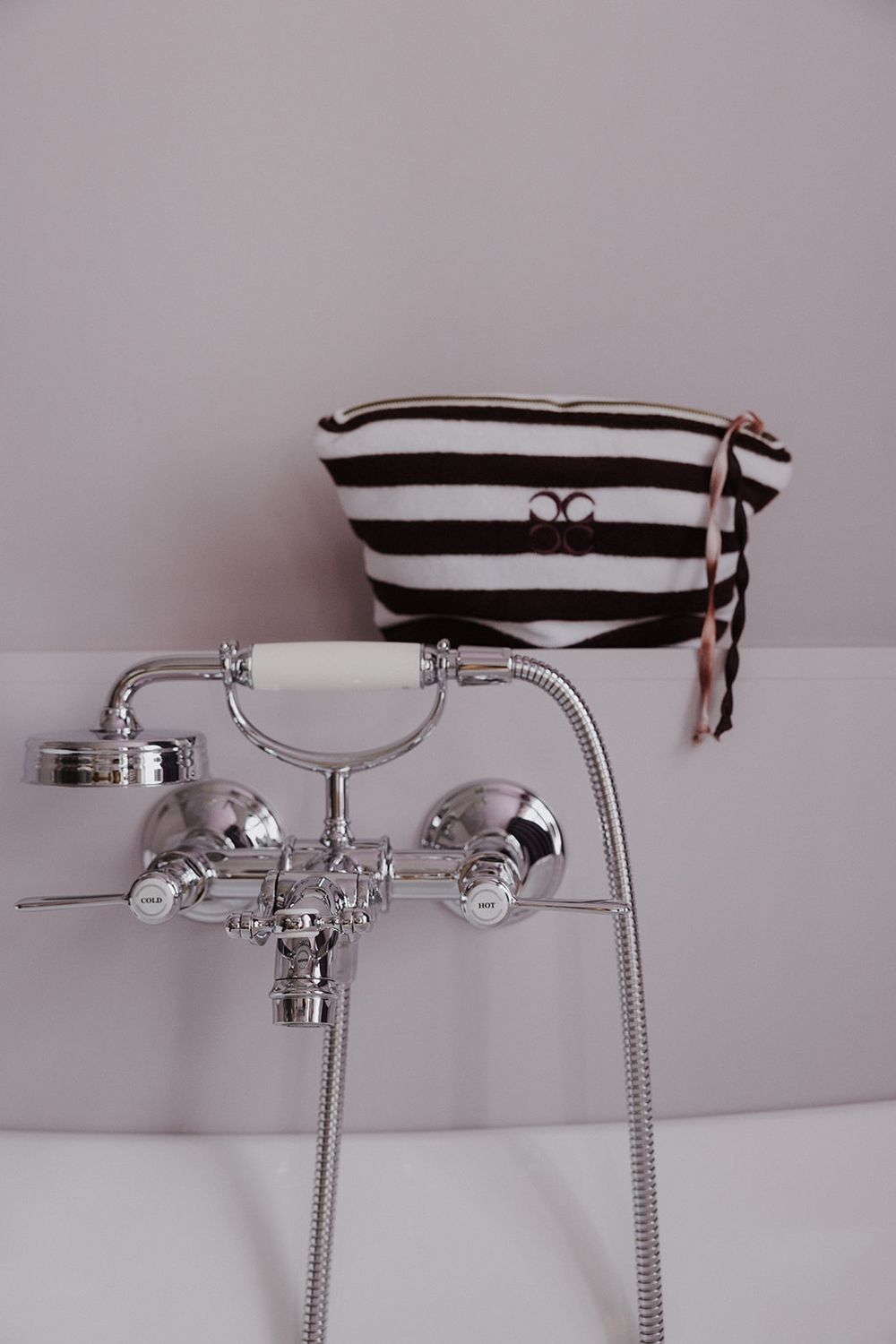 Coucou LOLA TOILETBAG