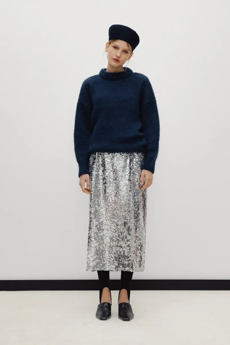 The New Society zilveren rok Muse