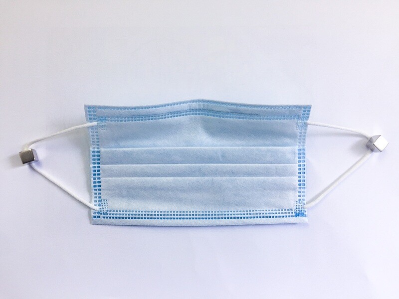 Standard-Mundschutz blau
3-lagig mit Nasenbügel Standard-Mundschutz blau
3-lagig mit Nasenbügel